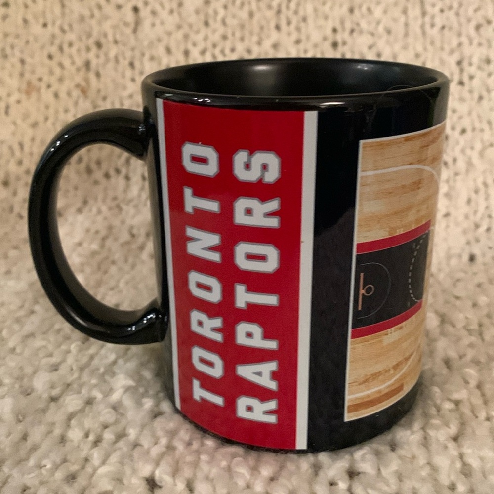 Toronto Raptors mug